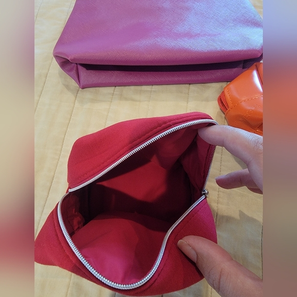 New Cosmetic Bags | Set of 3 | Dior and Alleyoop - Picture 2 of 10